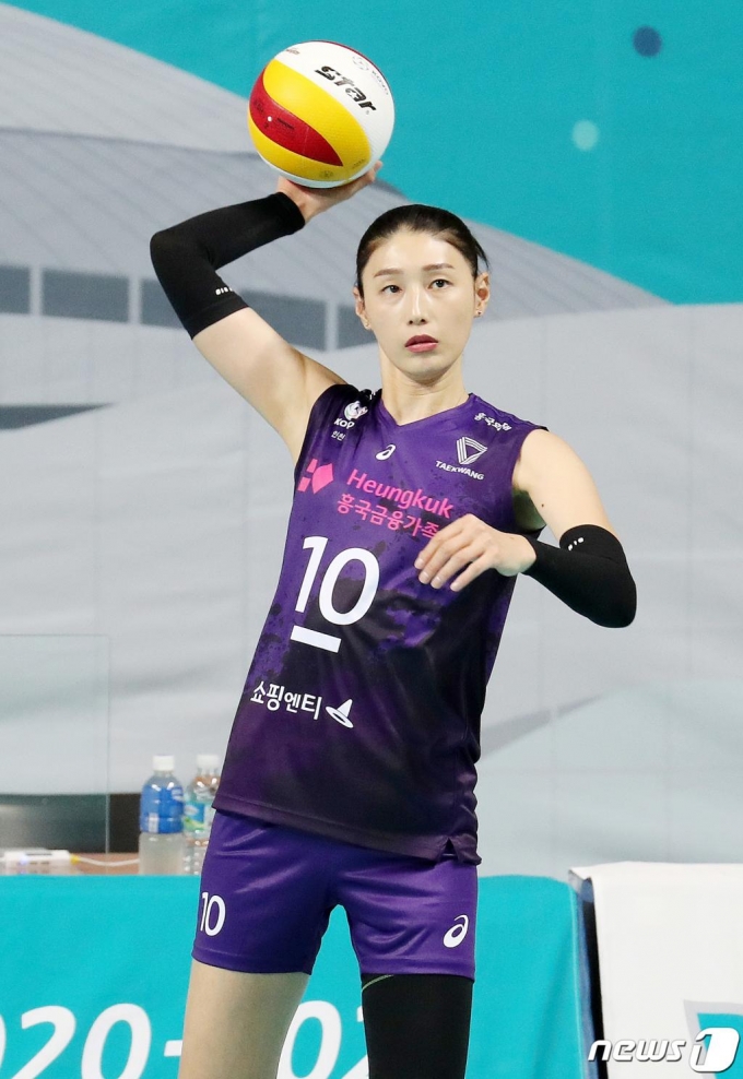 ê¹€ì—°ê²½ ì„±í¬ë¡± ì¸ì‹ ê³µê²© ëŒ