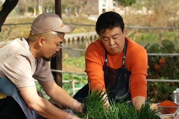 방송인 유병재, 요리 연구가 겸 사업가 백종원/사진제공=SBS '맛남의 광장'