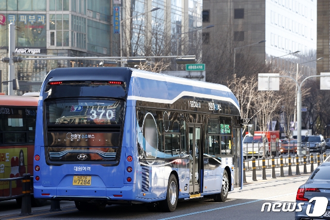 [사진] 서울 도심 첫 운행되는 친환경 수소버스