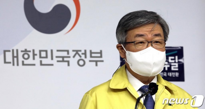 이재갑 고용노동부 장관/뉴스1