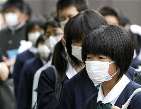 마스크를 쓴 일본의 중학생들. /사진=로이터 (사진과 기사 내용은 직접적인 관련이 없습니다)