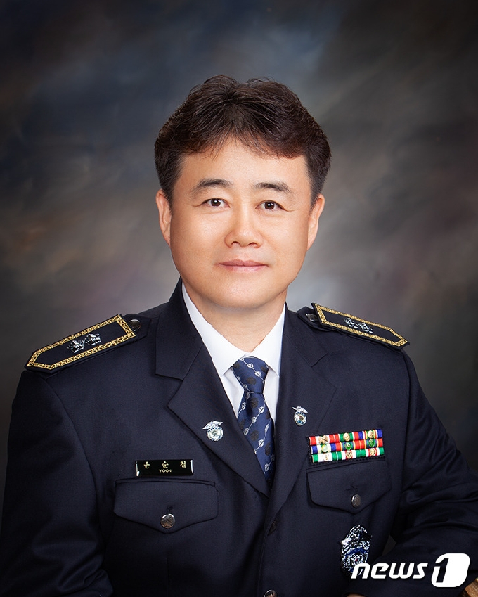 심폐소생술로 심정지 시민 구한 대전교도소 윤순철 교감© 뉴스1