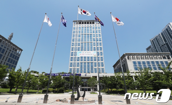 λ걤û  &copy; News1 DB
