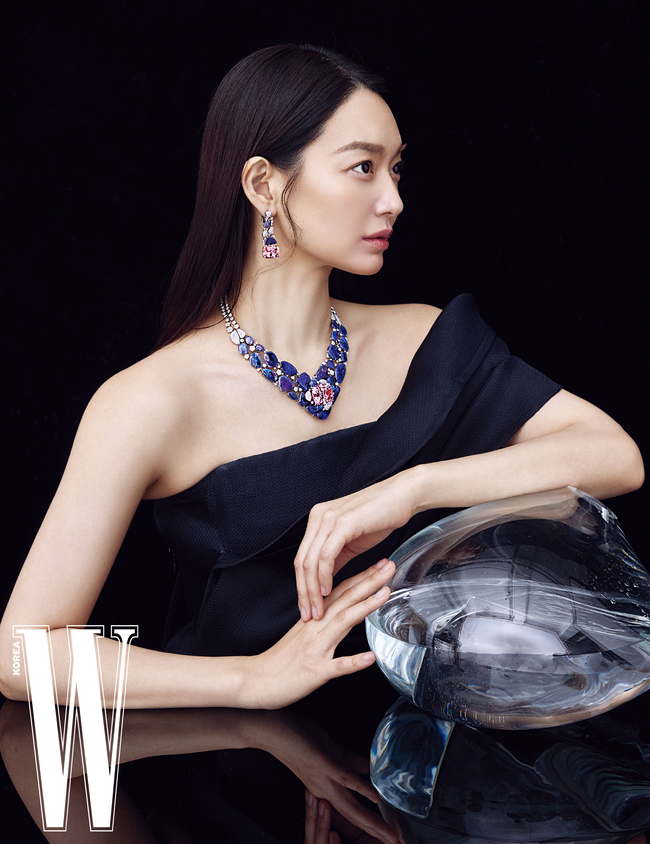 배우 신민아/사진제공=더블유코리아
