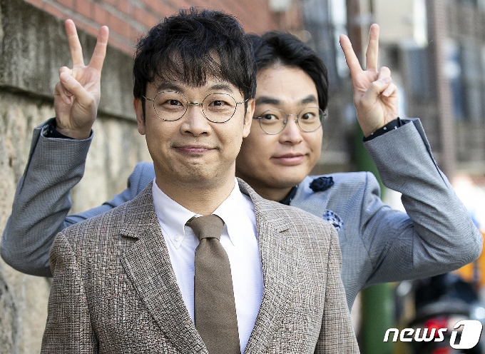 개그맨 권재관과 박영진(오른쪽) © News1 김진환 기자