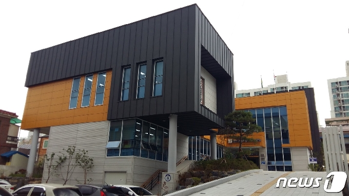 금산가족통합지원센터 전경.(금산군 제공)© 뉴스1
