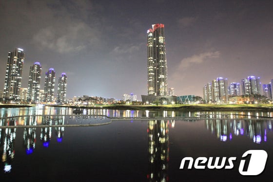 청라국제도시 야경.(사진=인천경제청)© News1