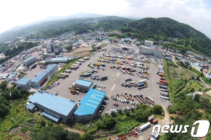 수소충전소가 설치되는 울산 상개동 화물차휴게소 전경 © News1