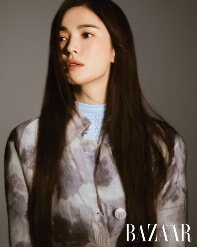 배우 송혜교/사진=하퍼스 바자 타이완 공식 인스타그램