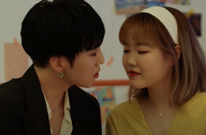 그룹 위너 강승윤, 그룹 악뮤 수현(오른쪽)/사진=위너 공식 유튜브 채널