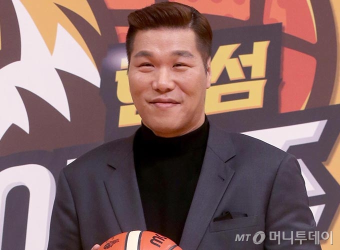 농구선수 출신 방송인 서장훈/사진=머니투데이 DB