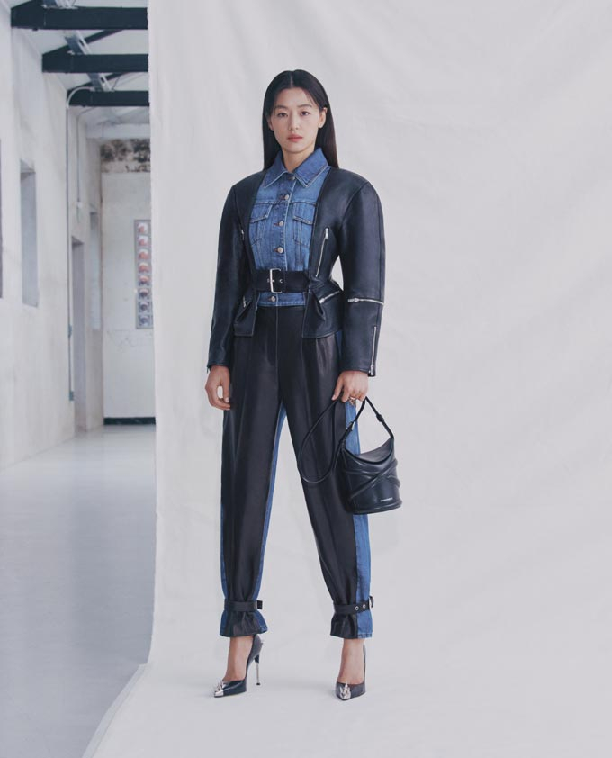배우 전지현/사진제공=알렉산더 맥퀸(Alexander McQueen)