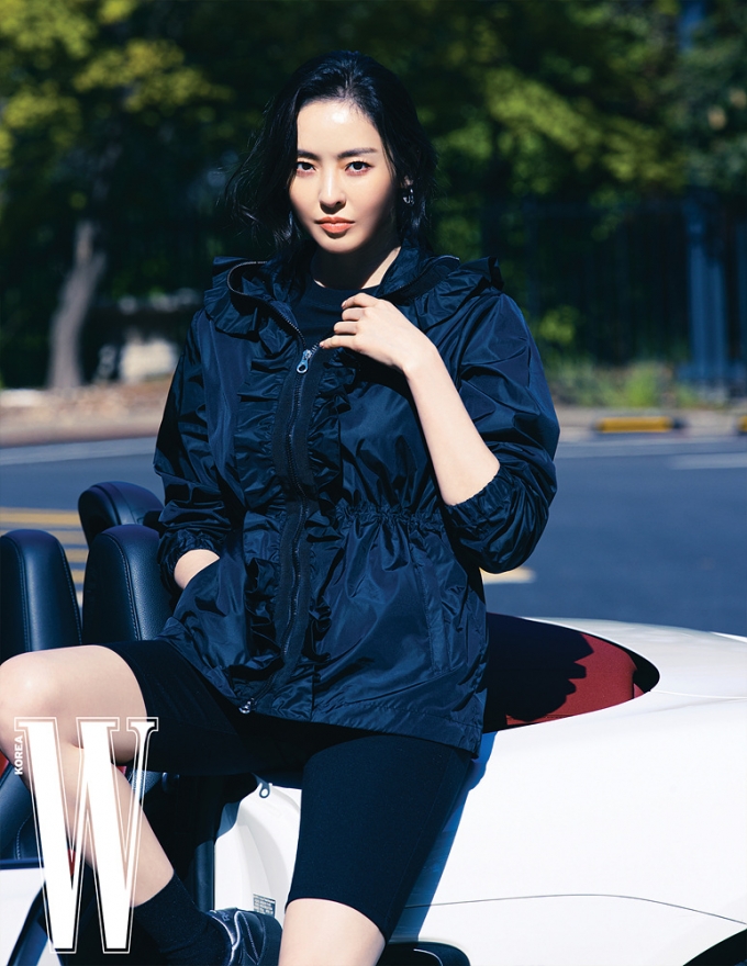 배우 이다희/사진제공=더블유 코리아(W KOREA, 듀베티카(DUVETICA)
