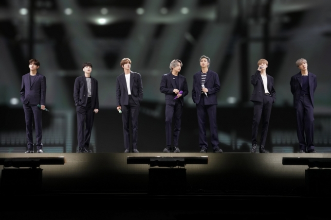 방탄소년단 롯데면세점 패밀리 콘서트 공연 모습