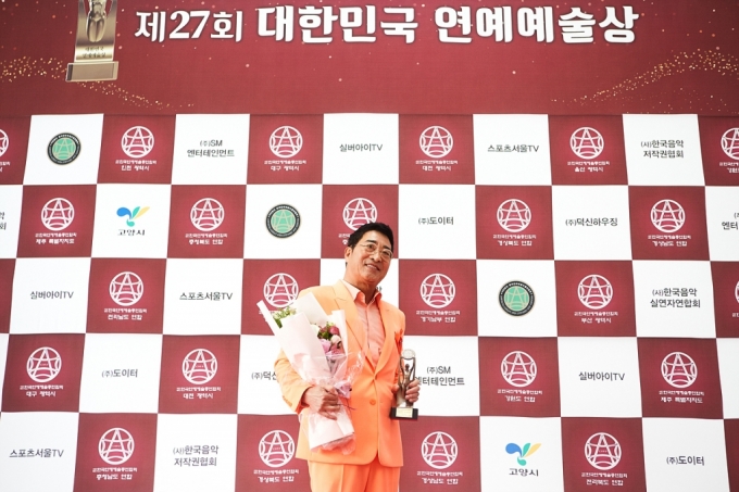 김명환 덕신하우징 회장 자료사진./사진=덕신하우징