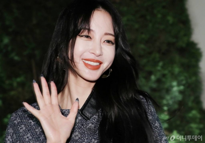 한예슬 "♥류성재, 가라오케서 만나…직업에 귀천 없다"[전문 ...