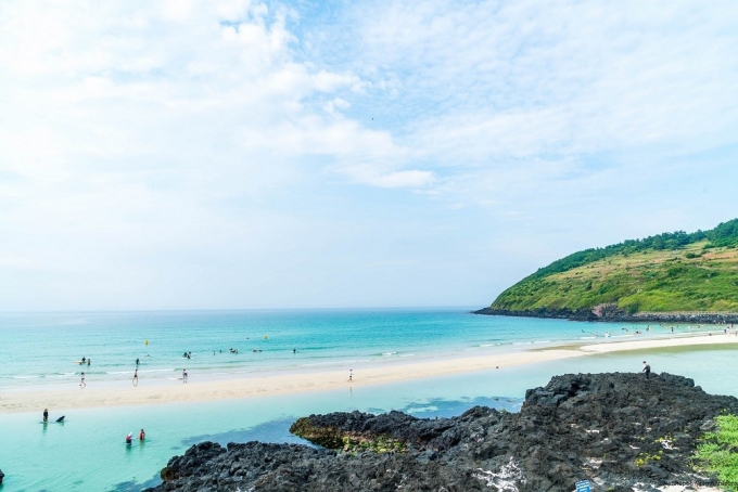제주 함덕해변. /사진=인터파크