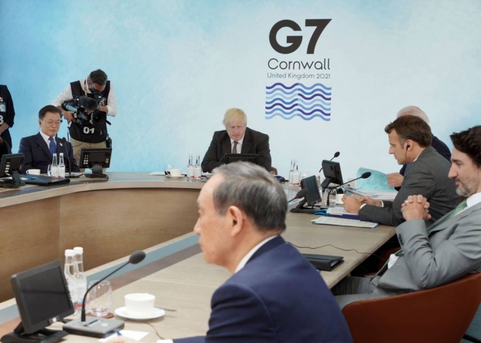 , G7 ڸ ȸ  'ҹ'
