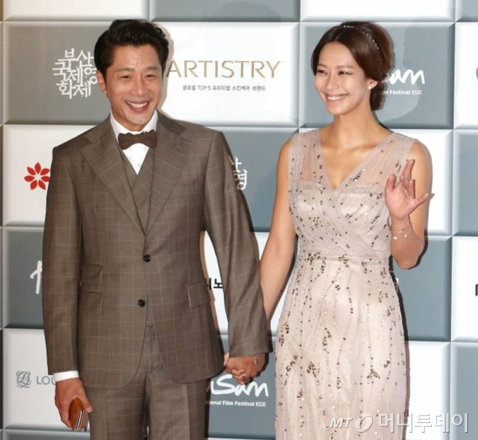 8일 배우 정애연 김진근이 합의 이혼 사실을 발표했다. /사진=머니투데이 DB