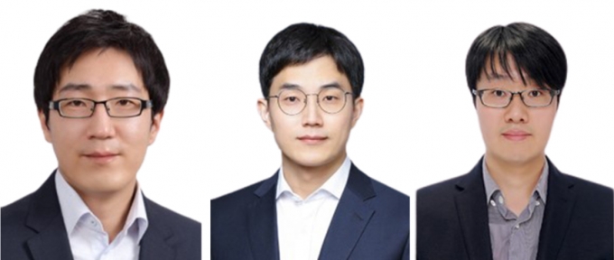 왼쪽부터 최재혁 솔리드뷰 대표이사, 전정훈 성균관대 반도체시스템공학과 교수, 김성진 UNIST 전기전자공학과 교수/사진제공=솔리드뷰