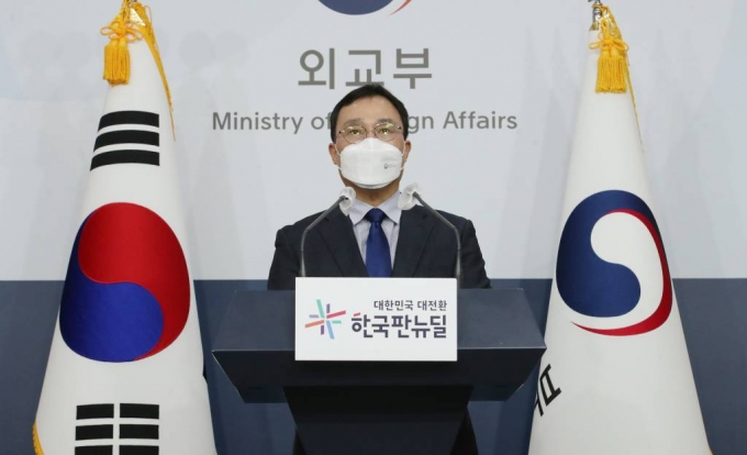 [서울=뉴시스] 김명원 기자 = 최영삼 외교부 대변인이 9일 서울 종로구 외교부에서 열린 정례브리핑에서 발언하고 있다. 이날 최영삼 대변인은