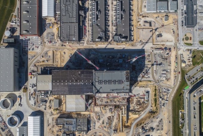 2020년 5월 27일 ITER 건설현장 항공 사진. 핵융합로 가동을 위한 주요 건물들이 완성돼 가고 있다. 2025년 완공을 목표로 진행 중이다./사진제공=ITER