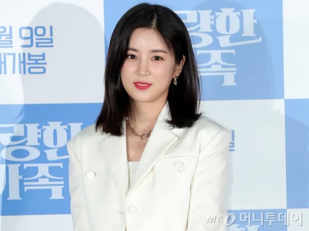 글 쓰고 지우길 반복해"…에이핑크 박초롱, 학폭 논란 후 첫 심경 - 머니투데이