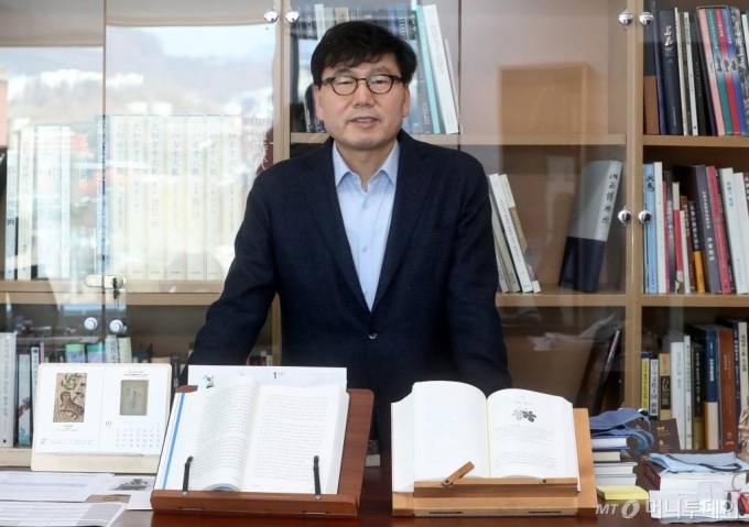 18일 민병찬 국립중앙박물관 관장 인터뷰 /사진=홍봉진기자 honggga@