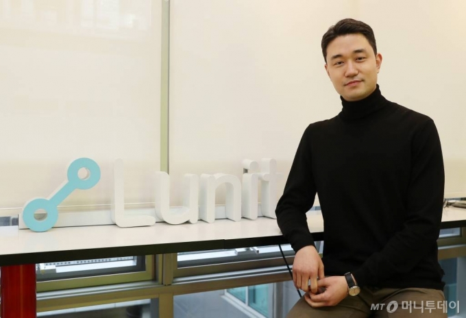 장민홍 루닛 공동창업가 겸 CBO /사진=김휘선 기자 hwijpg@
