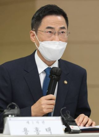 용홍택 과학기술정보통신부 제1차관.2021.04.20./사진제공=뉴시스