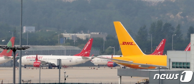  인천국제공항 계류장에 대기하고 있는 이스타항공 여객기. 2021.6.24/뉴스1  