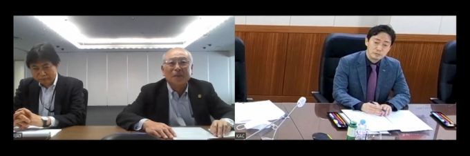 13일 한국공항공사는 일본 하네다공항 운영사와 노선 재개를 위한 긴급 화상회의를 열었다. 윤형중 한국공항공사 사장(맨 오른쪽)과 스즈키 히사야스 일본공항빌딩 부사장(가운데)
