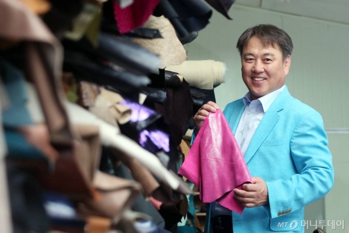 &#039;당당한 부자&#039;  김원길 안토니 대표 인터뷰 /사진=고양(경기)=이기범 기자 leekb@