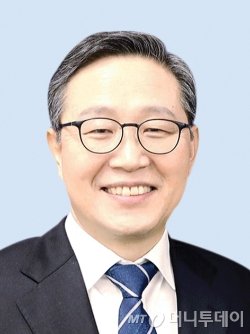 김남국 교수