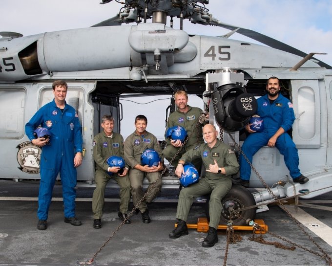 미국항공우주국(NASA)과 미 해군이 공동으로 꾸린 항공작전팀. / 사진=미국항공우주국(NASA)