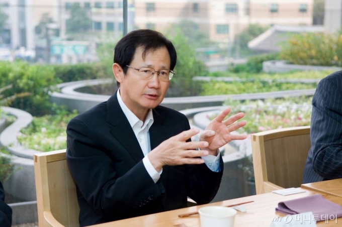 박찬구 금호석유화학 회장