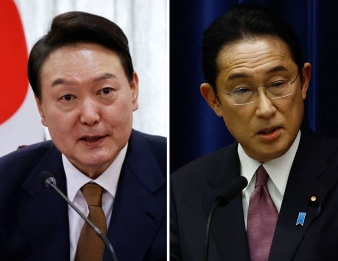 (왼쪽부터) 윤석열 대통령, 기시다 후미오 일본 총리/사진=인수위사진기자단, AFP=뉴스1