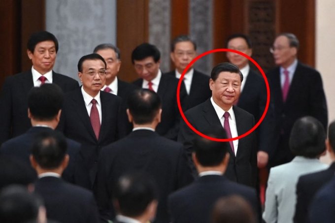 중국 전역에서 3연임을 앞둔 시진핑 국가주석에 대한 충성 맹세가 잇따르고 있다.  /ⓒ AFP=뉴스1