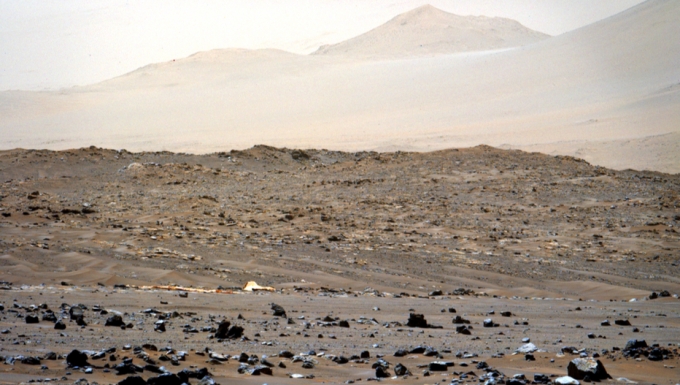 퍼서비어런스가 찍은 화성의 자갈 가득한 모습. / 사진=미국항공우주부(NASA)