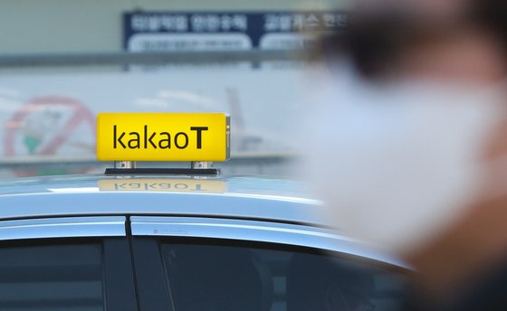 서울역에서 주행중인 카카오T 택시 모습. /사진=뉴스1  