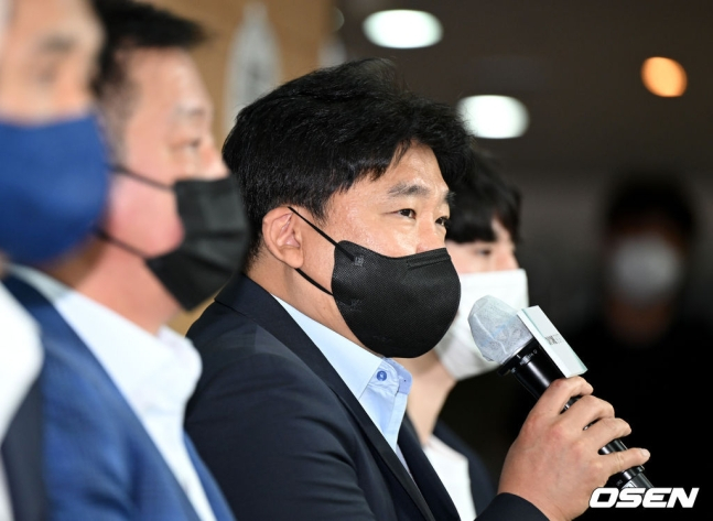 데이원스포츠 김승기 감독. /사진=OSEN