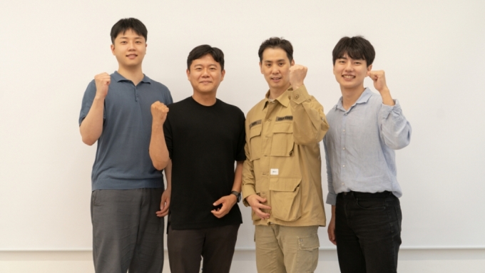 (왼쪽부터)팀스파르타 김정훈 마케터, 황순영 마케팅 총괄이사, 구글 윤성환 부장, 한희원 매니저