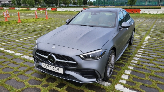 ¸Þ¸£¼¼µ¥½º-º¥Ã÷ C300 AMG ¶óÀÎ/»çÁø=À̰ÁØ ±âÀÚ