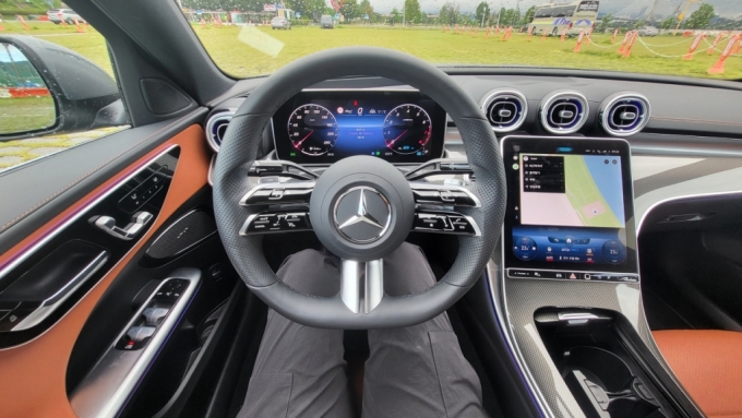 ¸Þ¸£¼¼µ¥½º-º¥Ã÷ C300 AMG ¶óÀÎ/»çÁø=À̰ÁØ ±âÀÚ