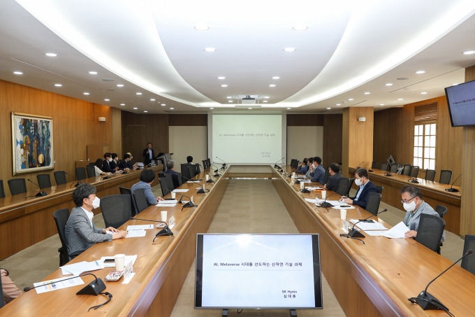 동아대, 반도체·미래자동차·AI 전문가 초청 세미나 열어 - 머니투데이 동아대, 반도체·미래자동차·Ai 전문가 초청 세미나 열어 - 머니투데이