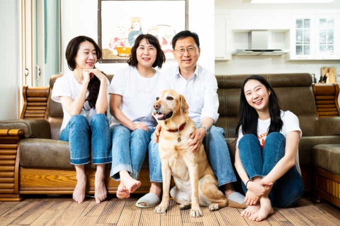은퇴 안내견 현명이. /사진제공=삼성물산 리조트부문