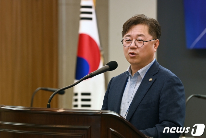 (서울=뉴스1) = 박일준 산업통상자원부 2차관 (산업통상자원부 제공) 2022.8.30/뉴스1 Copyright (C) 뉴스1. All rights reserved. 무단 전재 및 재배포 금지.