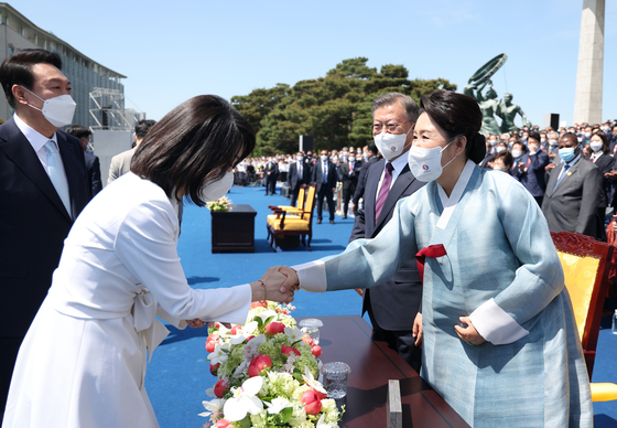 김건희 여사 장신구 공격에, 김미애 김건희 여사 장신구 공격에, 김미애