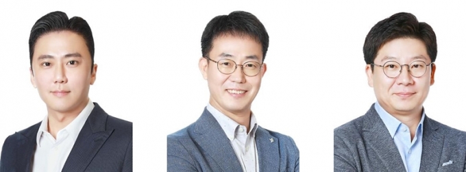 (왼쪽부터) 홍정혁 사장(BGFecomaterials 대표 (겸) BGF 신사업담당), 류철한 전무(BGF리테일 경영지원부문장 (겸) BGF 재경담당), 민승배 전무(영업·개발부문장) /사진=BGF그룹