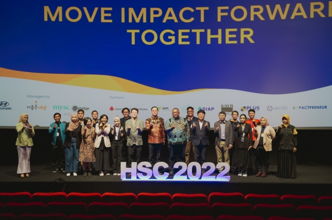 25(ð) ε׽þ īŸ  &#039; ŸƮ ç 2022&#039;   û 忡   ڵ  Կ ϰ ִ /=
